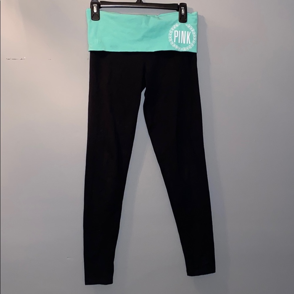 PINK Most-Loved Yoga Legging